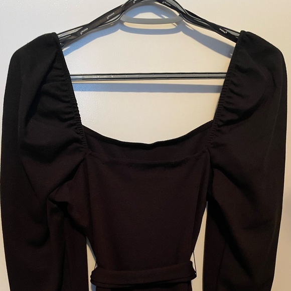 MINKPINK Puffed Shoulder Dress - Picture 7 of 8